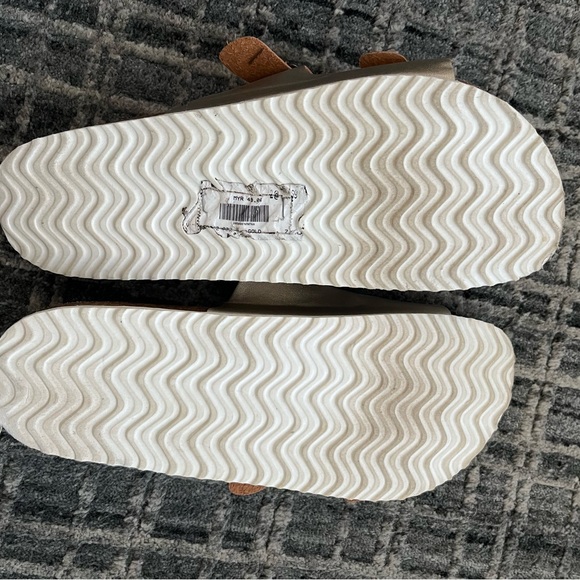 Metallic slides - Picture 4 of 4